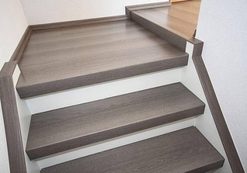 hafa-treppen-laminat-treppenstufen-eiche-grau