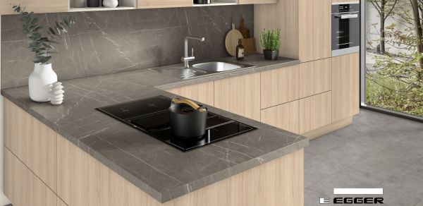 Schöne Arbeitsplatte in Marmoroptik für Jedes Küchendesign